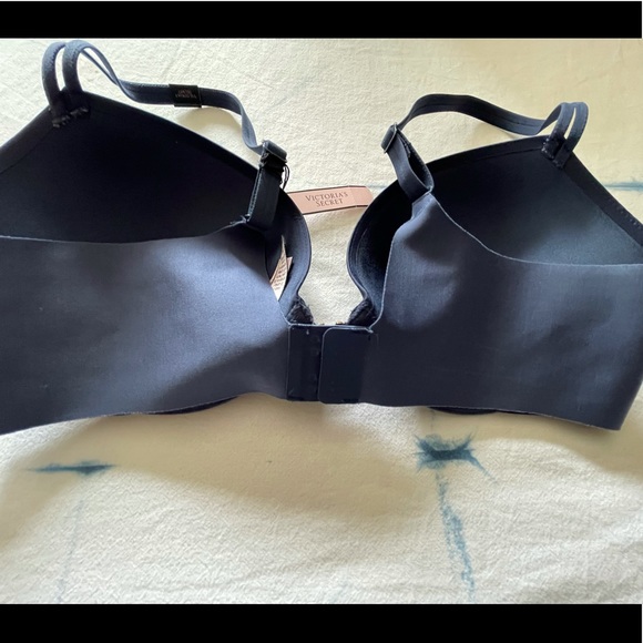 Victoria Secret Navy Blue Push Up Bra - Picture 3 of 6